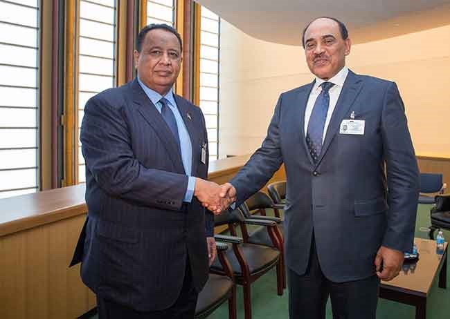 الخالد خلال لقائه بوزير خارجية السودان