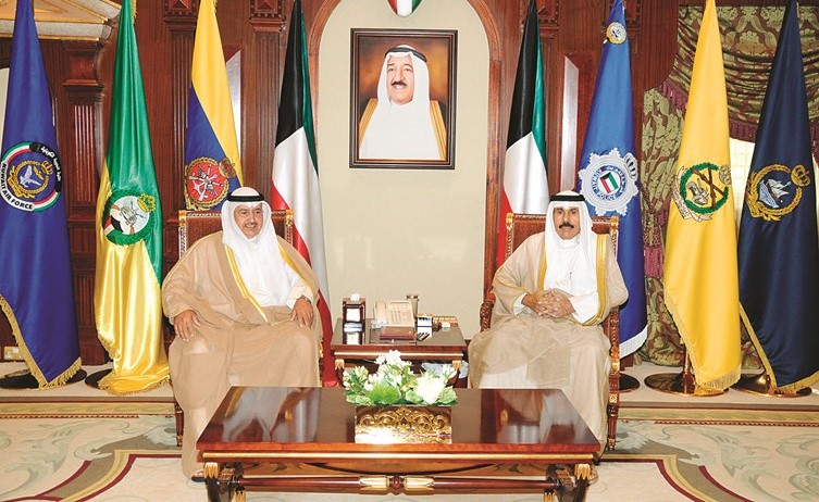 سمو نائب الأمير وولي العهد الشيخ نواف الأحمد مستقبلا عبدالله المحيلبي﻿