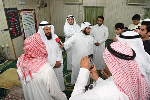 هايف يهدد باستجواب رئيس الوزراء والعبدالله: أوقفوا إزالة المساجد المؤقتة