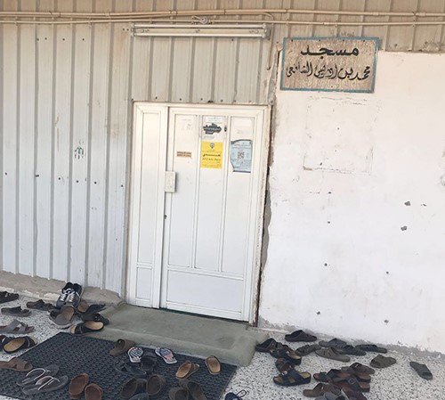 هايف يهدد باستجواب رئيس الوزراء والعبدالله: أوقفوا إزالة المساجد المؤقتة