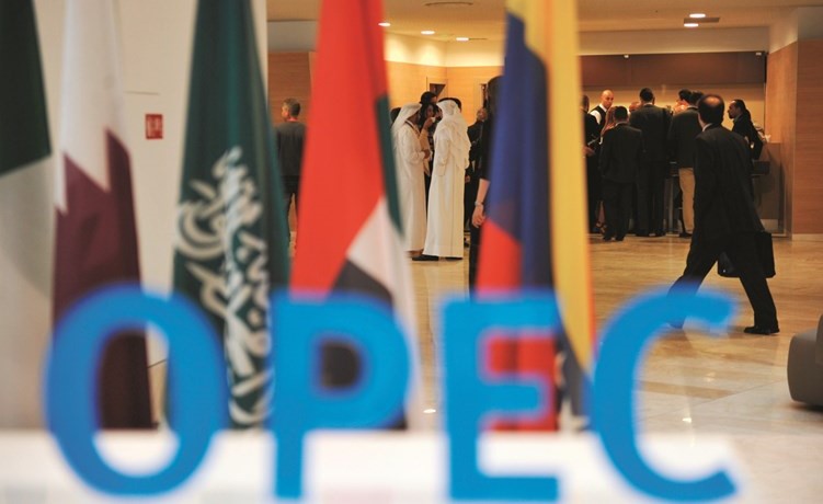 المرزوق: الالتزام باتفاق خفض إنتاج النفط «جيد جداً»