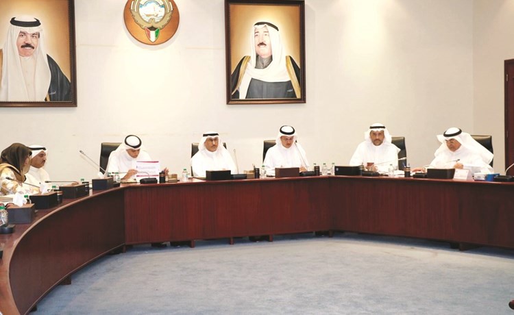 د.محمد الفارس مترئسا الاجتماع﻿
