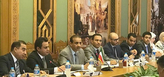 الحمد : المصريون المقيمون بالكويت يحظون برعاية واهتمام كبيرين