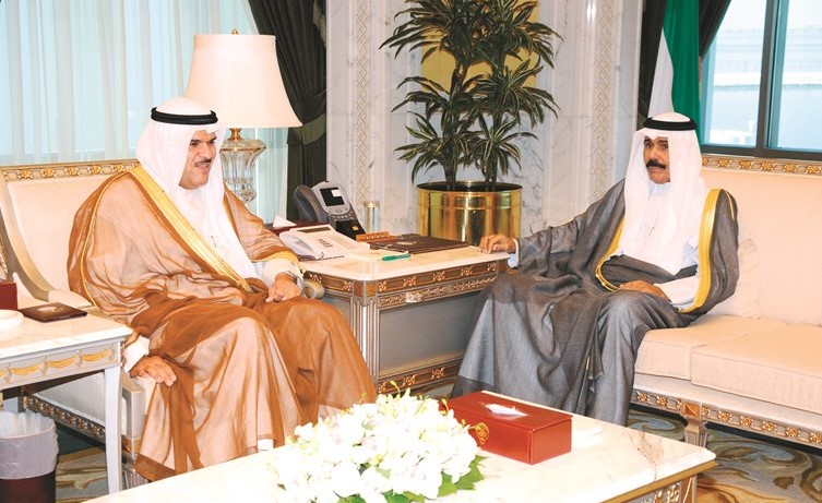 سمو نائب الامير مستقبلا الشيخ سلمان الحمود ﻿