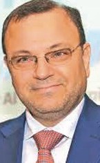 أحمد نصر الله﻿