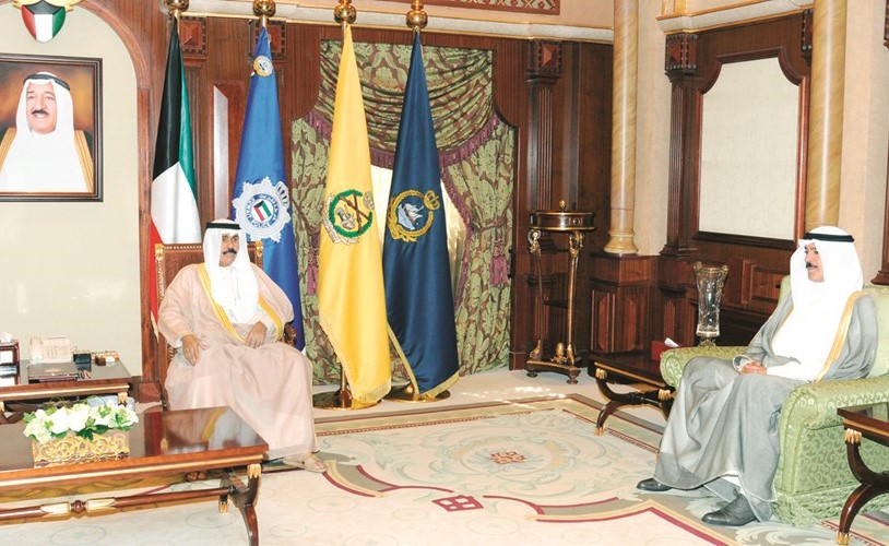 سمو ولي العهد الشيخ نواف الاحمد مستقبلا الشيخ محمد الخالد﻿