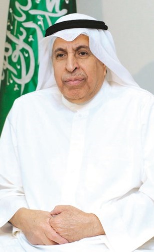 عبد العزيز الفايز﻿