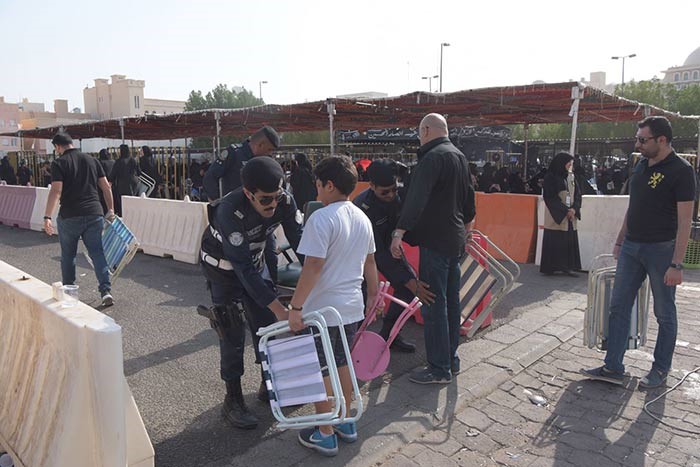 بالفيديو والصور.. آلاف المواطنين والمقيمين أحيوا العاشر من المحرم واستذكروا الحسين عليه السلام