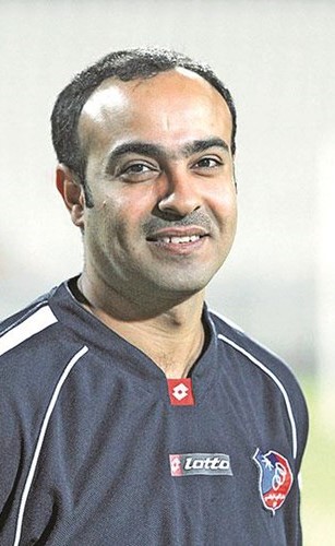 عادل عقلة﻿