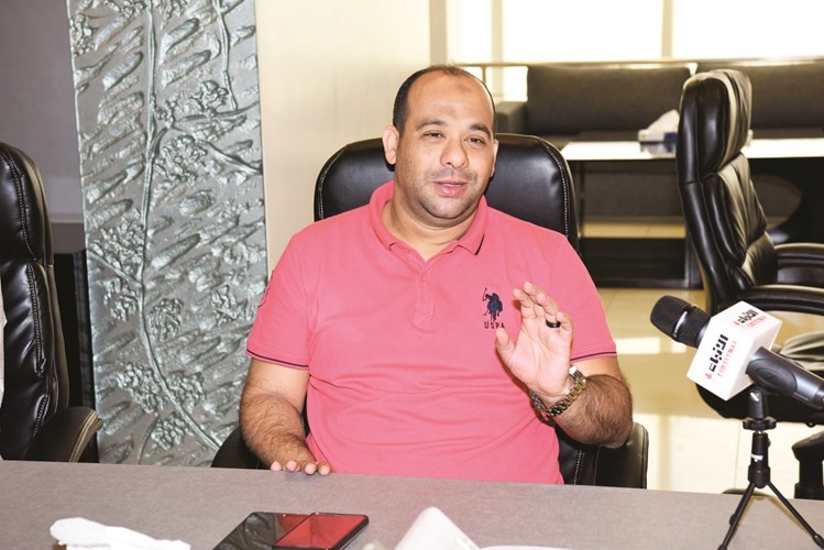 أكاديمية الأهلي في الكويت تتعاقد مع وليد صلاح الدين مشرفاً عاماً