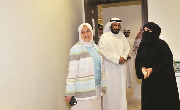 جولة داخل وحدة الرعاية الأسرية في اشبيلية ﻿