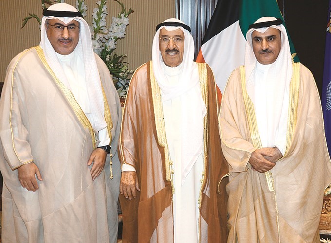 صاحب السمو الأمير الشيخ صباح الأحمد مستقبلا د. محمد الفارس ود.سعود الحربي﻿