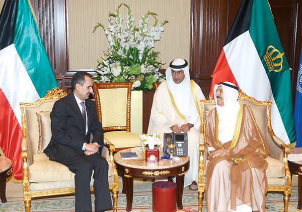  صاحب السمو خلال لقائه السفير الأردني