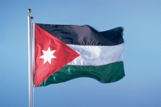 انفجار أمام الملحقية العسكرية الأردنية في باريس