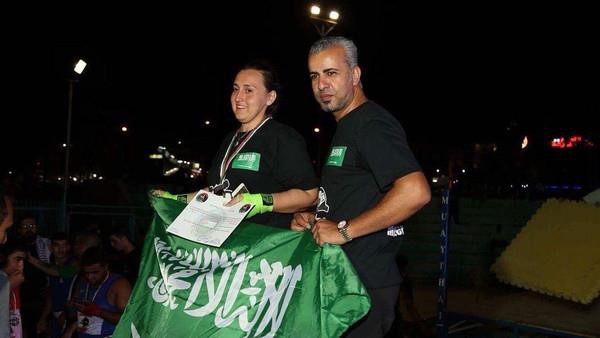 بالصور.. "دونا" أول ملاكمة سعودية تحكي قصتها.. وتؤكد عزمها فتح نادٍ لتعليم الملاكمة في الرياض
