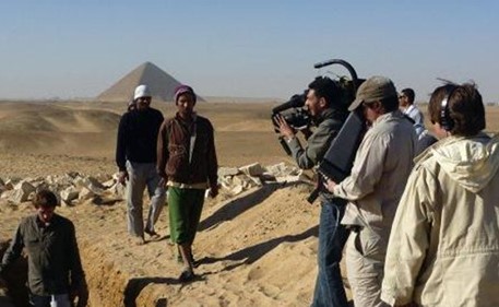 مشاهد لا تصدق في السينما المصرية.. وهذه هي الأسباب