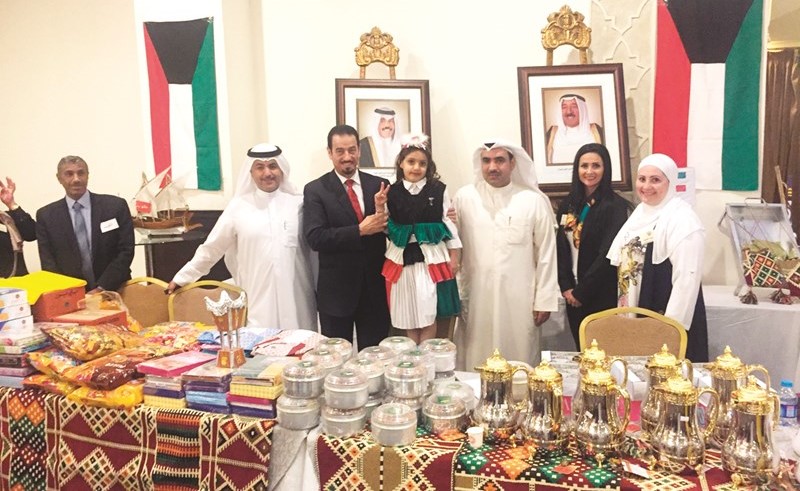 السفير د. حمد الدعيج في جناح البعثة الديبلوماسية الكويتية ﻿
