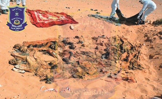 لقطة بثتها وزارة الداخلية الليبية لموقع المقبرة الجماعية للضحايا الأقباط﻿
