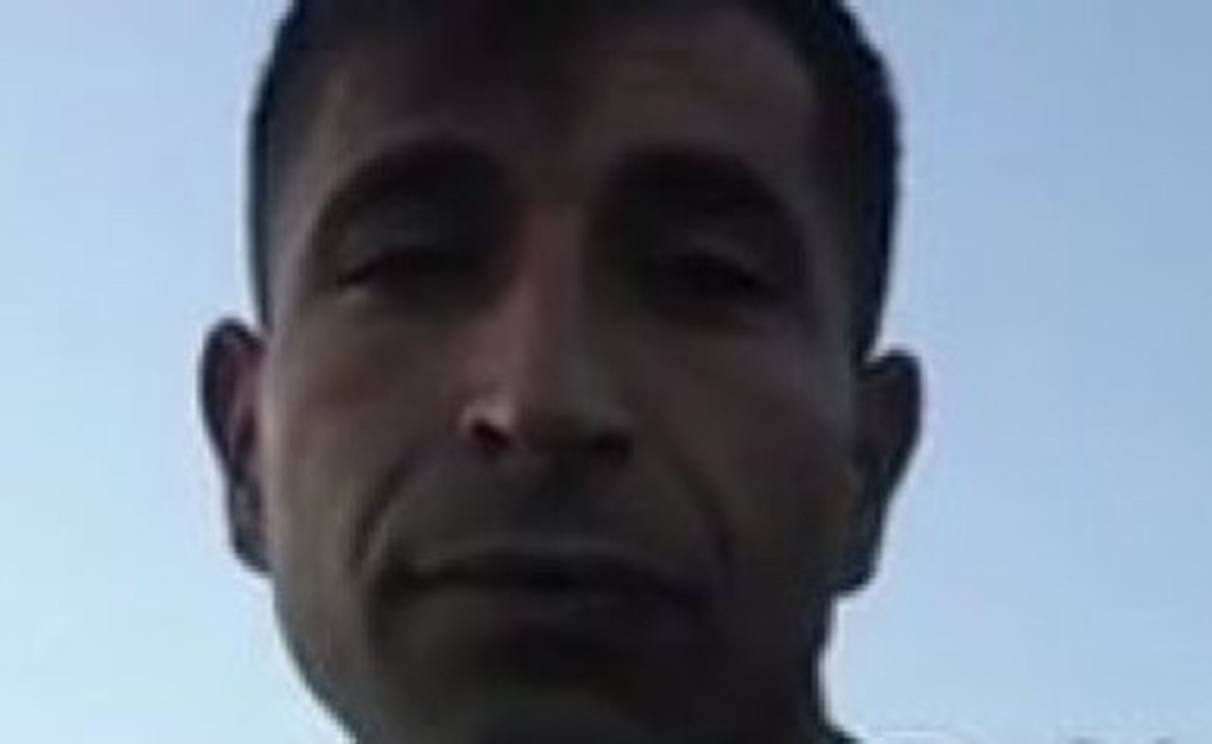 بالفيديو.. جريمة في بث مباشر... تركي منعوه من رؤية طفلته فقتل زوجته وعائلتها وانتحر!