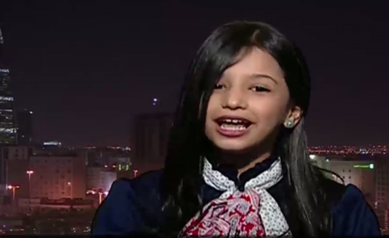 بالفيديو.. شاهد براعة هذه الطفلة السعودية في تقليد اللهجات العربية