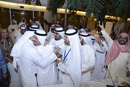 فرحة كويتية بفوز رئيس جمعية المحامين ناصر الكريوين بمنصب أمين عام اتحاد المحامين العرب