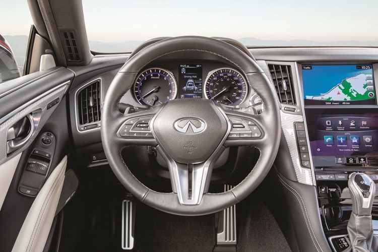 إنفينيتي Q60 كوبيه.. مفعمة بالأناقة والقوة