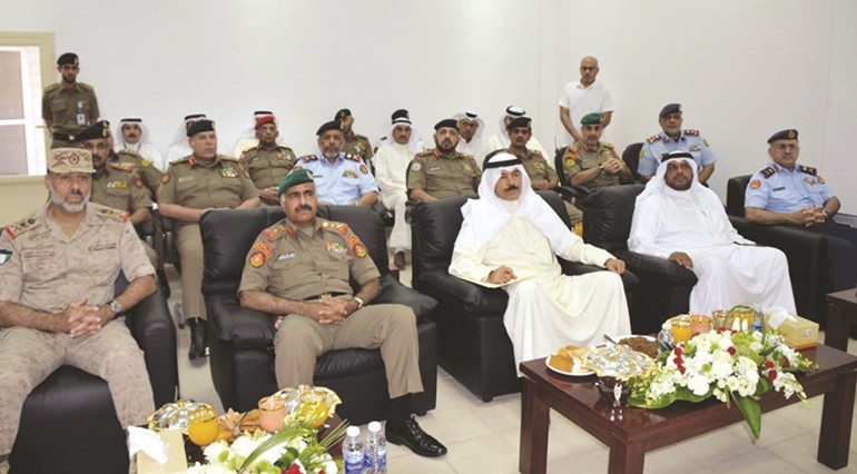 الشيخ محمد الخالد متوسطا الفريق الركن محمد الخضر والشيخ أحمد المنصور والفريق الركن الشيخ عبدالله النواف﻿