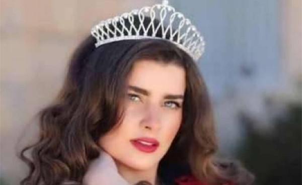 بالصور.. تعرّفوا على الفلسطينية التي شغلت العالم بجمالها