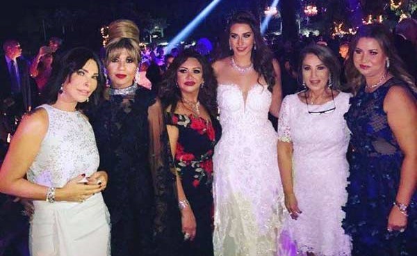 بالفيديو والصور.. إيناس الدغيدي تحتفل بزفاف ابنتها الوحيدة