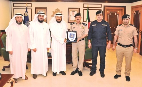 د. وليد الشعيب وفهد الجنفاوي وتكريم رجال وزارة الداخلية ﻿
