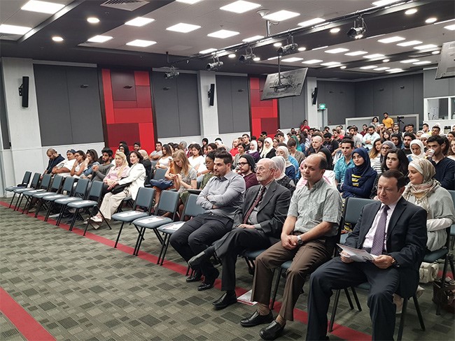 الجامعة الامريكية نظمت ندوة "دور التكنولوجيا في الدبلوماسية العامة الأمريكية"