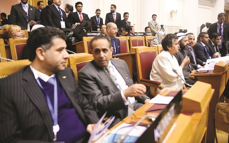 د.عودة الرويعي والسفير عبدالعزيز العدواني﻿
