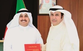 د. فالح العزب يتسلم رسالة د. سعد الجدعان ﻿