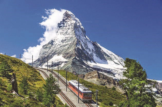 «لاكس» تجربة خيالية لسياحة التزلج السويسرية
