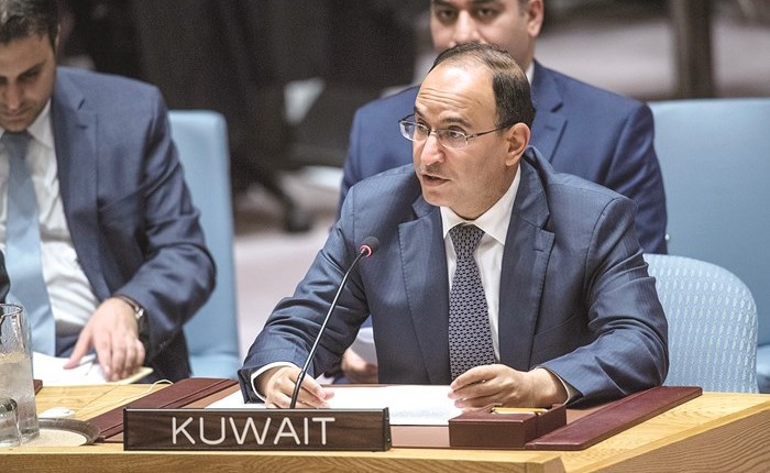 السفير منصور العتيبي	 ﻿