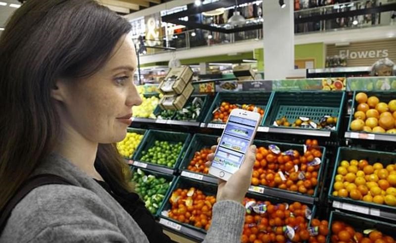بالفيديو.. ثلاجة تلتقط «سيلفي» لمحتوياتها