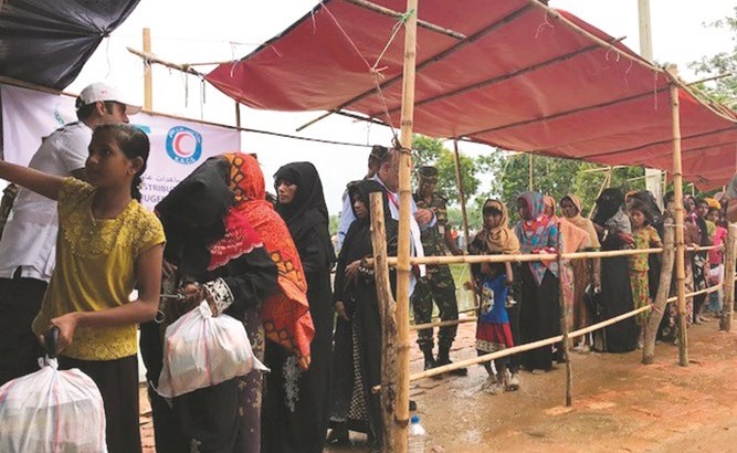 أعداد كبيرة من لاجئي الروهينغيا في بنغلاديش استفادوا من مساعدات الهلال الأحمر﻿