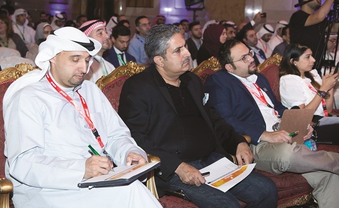 مشاري شهاب مشاركا في لجنة تحكيم مسابقة تحدي الأفكار الناشئة﻿