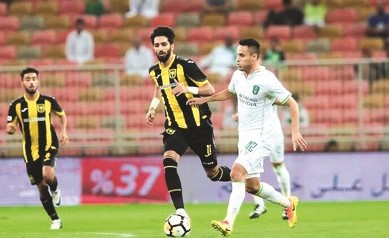 الأهلي حسم ديربي جدة أمام الاتحاد بثلاثية﻿