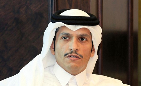 وزير خارجية قطر: المبادرة الكويتية المظلة لأي وساطة لحل الأزمة