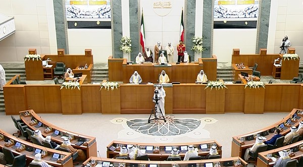 التصويت على طرح الثقة بالعبدالله أول نوفمبر