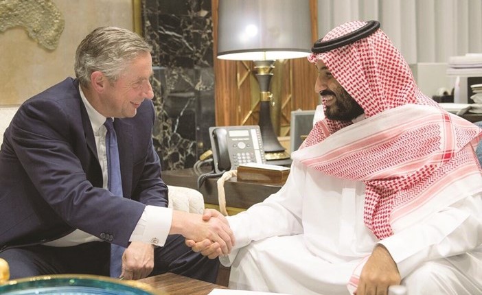 صاحب السمو الملكي الأمير محمد بن سلمان يوقع عقد تعيين كلاوس كلينفيلد رئيسا تنفيذيا لـ نيوم(واس)﻿