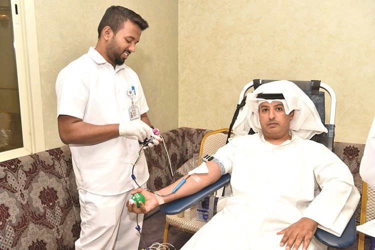 متبرع بالدم في ديوان الشحومي ﻿
