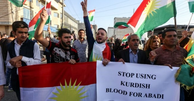 إقليم كردستان يعلن تجميد نتائج الاستفتاء واستعداده للحوار مع بغداد