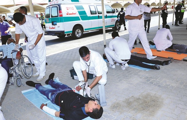 إخلاء مبنى إدارتي العلاقات العامة والخدمات العامة في الحرم الجامعي بالشويخ