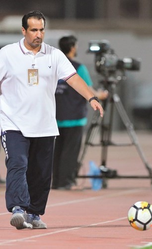 المدرب ظاهر العدواني يشيد بلاعبيه عقب الفوز على السالمية﻿