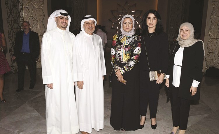 ايمان القراشي وعليا المنصور وزينب القراشي ويوسف القراشي وعبدالله معرفي ﻿