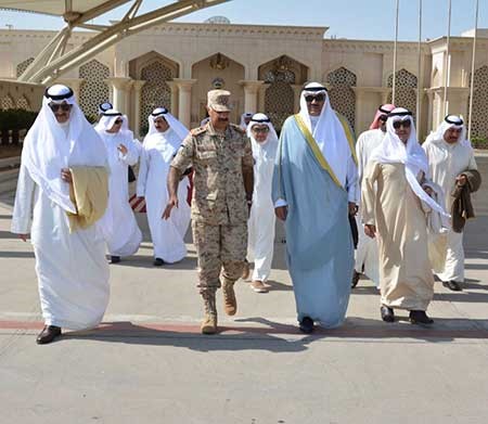 وزير الخارجية يتوجه إلى الرياض للمشاركة في اجتماع تحالف دعم الشرعية باليمن