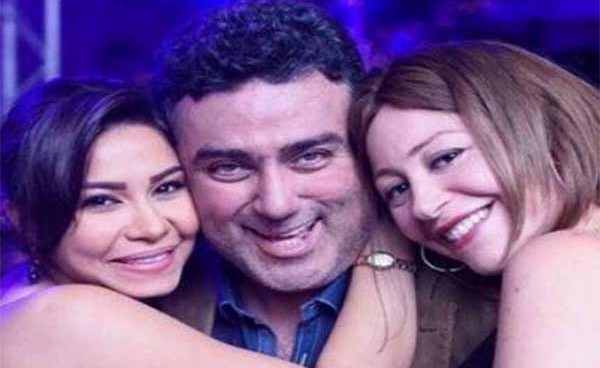 بالفيديو.. مؤلف شهير يكشف: فكرت في الانتحار ومنة شلبي ارتمت في حضني وصالحتني!!