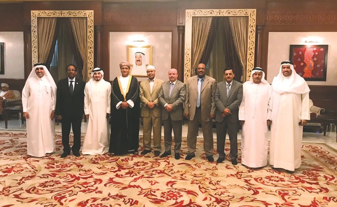 السفير العماني الجديد لدى وصوله إلى الكويت﻿
